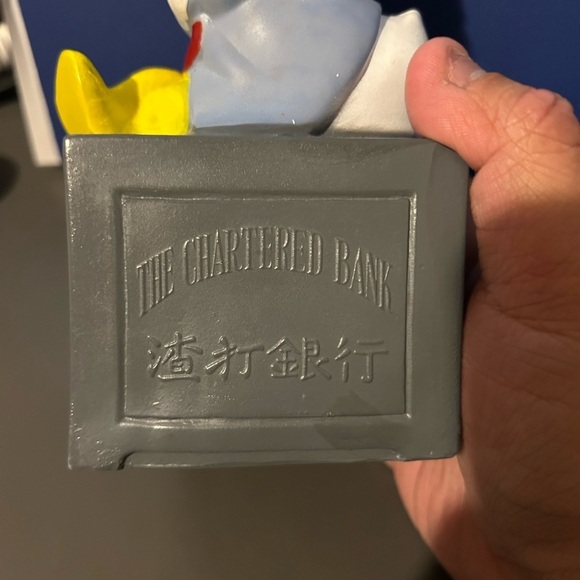 Disney Vintage  Uncle Scrooge Disney hongkong piggy bank - Picture 5 of 6